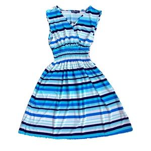 Magic Striped V-neck Dress Size Medium